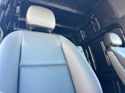 Mercedes-Benz Sprinter Crew Van Standard Roof 4-Cyl Diesel HO 2500 Standard Roof I4 Diesel HO 144" AWD 2026