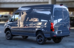 Mercedes-Benz Sprinter Crew Van Standard Roof 4-Cyl Diesel HO 2500 Standard Roof I4 Diesel HO 144" AWD 2026