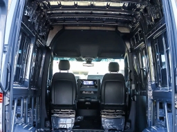 Mercedes-Benz Sprinter Crew Van Standard Roof 4-Cyl Diesel HO 2500 Standard Roof I4 Diesel HO 144" AWD 2026