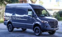 Mercedes-Benz Sprinter Crew Van Standard Roof 4-Cyl Diesel HO 2500 Standard Roof I4 Diesel HO 144" AWD 2026