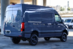 Mercedes-Benz Sprinter Crew Van Standard Roof 4-Cyl Diesel HO 2500 Standard Roof I4 Diesel HO 144" AWD 2026