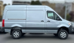 Mercedes-Benz Sprinter Crew Van Standard Roof 4-Cyl Diesel HO 2500 Standard Roof I4 Diesel HO 144" AWD 2026
