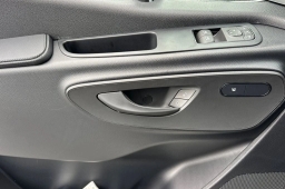 Mercedes-Benz Sprinter Crew Van Standard Roof 4-Cyl Diesel HO 2500 Standard Roof I4 Diesel HO 144" AWD 2026