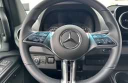 Mercedes-Benz Sprinter Crew Van Standard Roof 4-Cyl Diesel HO 2500 Standard Roof I4 Diesel HO 144" AWD 2026