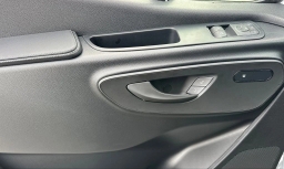 Mercedes-Benz Sprinter Crew Van High Roof 4-Cyl Diesel HO 2500 High Roof I4 Diesel HO 170" RWD 2026