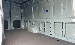 Mercedes-Benz Sprinter Crew Van High Roof 4-Cyl Diesel HO 2500 High Roof I4 Diesel HO 170" RWD 2026