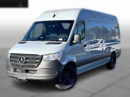 Mercedes-Benz Sprinter Crew Van High Roof 4-Cyl Diesel HO 2500 High Roof I4 Diesel HO 170" RWD 2026
