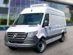 Mercedes-Benz Sprinter Cargo Van High Roof 4-Cyl Diesel HO 2500 High Roof I4 Diesel HO 170" RWD 2025