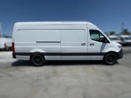 Mercedes-Benz Sprinter Crew Van High Roof 4-Cyl Diesel HO 2500 High Roof I4 Diesel HO 170" RWD 2026