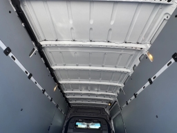 Mercedes-Benz Sprinter Crew Van High Roof 4-Cyl Diesel HO 2500 High Roof I4 Diesel HO 170" RWD 2026