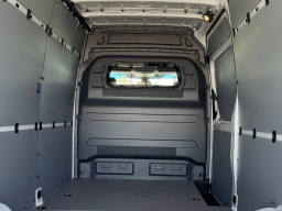 Mercedes-Benz Sprinter Crew Van High Roof 4-Cyl Diesel HO 2500 High Roof I4 Diesel HO 170" RWD 2026