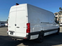 Mercedes-Benz Sprinter Cargo Van High Roof 4-Cyl Diesel HO 2500 High Roof I4 Diesel HO 170" RWD 2025