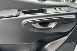 Mercedes-Benz Sprinter Crew Van High Roof 4-Cyl Diesel HO 2500 High Roof I4 Diesel HO 170" RWD 2026