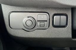 Mercedes-Benz Sprinter Crew Van High Roof 4-Cyl Diesel HO 2500 High Roof I4 Diesel HO 170" RWD 2026