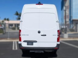 Mercedes-Benz Sprinter Cargo Van High Roof 4-Cyl Diesel HO 2500 High Roof I4 Diesel HO 170" RWD 2026