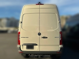 Mercedes-Benz Sprinter Cargo Van High Roof 4-Cyl Diesel HO 2500 High Roof I4 Diesel HO 170" RWD 2025