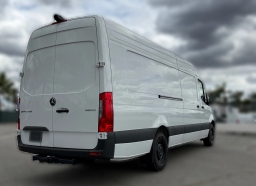 Mercedes-Benz Sprinter Cargo Van High Roof 4-Cyl Diesel HO 2500 High Roof I4 Diesel HO 170" Extended RWD 2025