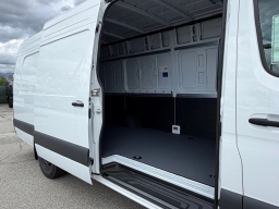 Mercedes-Benz Sprinter Cargo Van High Roof 4-Cyl Diesel HO 2500 High Roof I4 Diesel HO 170" Extended RWD 2025
