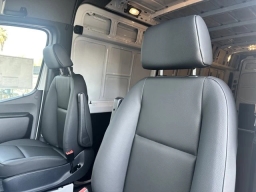 Mercedes-Benz Sprinter Cargo Van High Roof 4-Cyl Diesel HO 2500 High Roof I4 Diesel HO 170" Extended RWD 2025