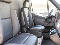Mercedes-Benz eSprinter Cargo Van High Roof HO 2500 High Roof HO 170" RWD 2025