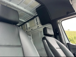 Mercedes-Benz Sprinter Cargo Van High Roof 4-Cyl Diesel HO 3500 High Roof I4 Diesel HO 170" RWD 2026