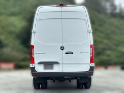 Mercedes-Benz Sprinter Cargo Van High Roof 4-Cyl Diesel HO 3500XD High Roof I4 Diesel HO 170" RWD 2026