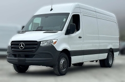 Mercedes-Benz Sprinter Cargo Van High Roof 4-Cyl Diesel HO 3500XD High Roof I4 Diesel HO 170" RWD 2026