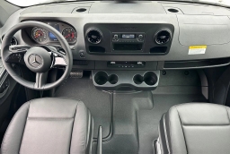 Mercedes-Benz Sprinter Cargo Van High Roof 4-Cyl Diesel HO 3500XD High Roof I4 Diesel HO 170" RWD 2026