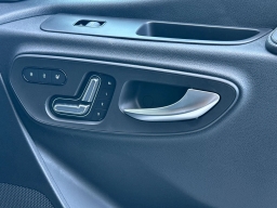 Mercedes-Benz Sprinter Passenger Van Standard Roof 4-Cyl Diesel HO 2500 Standard Roof I4 Diesel HO 144" RWD 2025