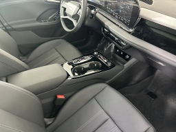 Audi Q6 e-tron Premium quattro 2025
