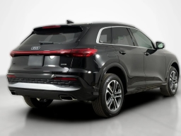Audi Q5 Premium 2.0 TFSI quattro 2026