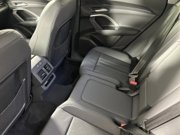 Audi Q5 Premium 2.0 TFSI quattro 2026