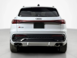 Audi SQ5 Premium Plus 3.0 TFSI quattro 2026