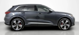 Audi SQ5 Premium Plus 3.0 TFSI quattro 2026