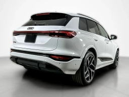 Audi SQ6 e-tron Premium Plus quattro 2025