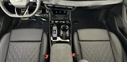 Audi SQ6 e-tron Premium Plus quattro 2025