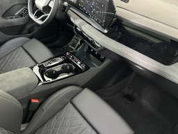 Audi SQ6 e-tron Premium Plus quattro 2025