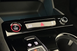 Audi SQ6 e-tron Premium Plus quattro 2025