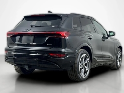 Audi Q6 e-tron Premium Plus quattro 2027