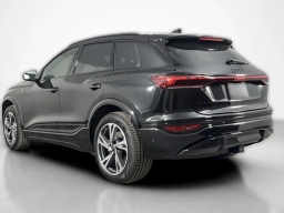 Audi Q6 e-tron Premium Plus quattro 2027