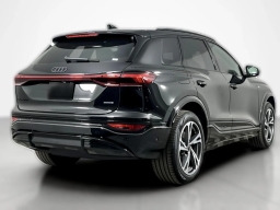 Audi Q6 e-tron Premium Plus quattro 2027