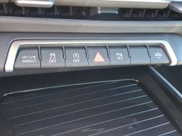Audi Q3 S line quattro 2026