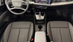 Audi Q4 e-tron Premium 55 quattro 2026