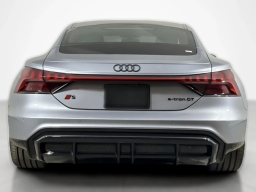 Audi S e-tron GT Premium Plus quattro 2026