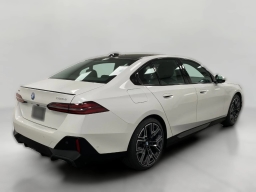 BMW 5 Series 550e xDrive Sedan 2026
