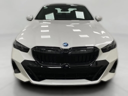 BMW 5 Series 550e xDrive Sedan 2026