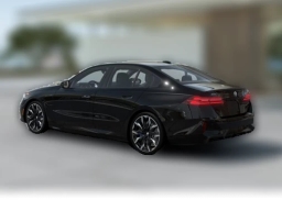 BMW 5 Series 550e xDrive Sedan 2027