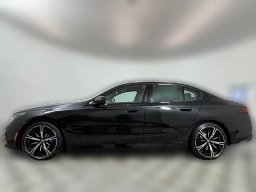 BMW 5 Series 550e xDrive Sedan 2027