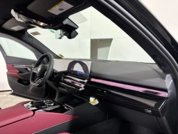BMW 5 Series 550e xDrive Sedan 2027