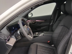 BMW 5 Series 550e xDrive Sedan 2026